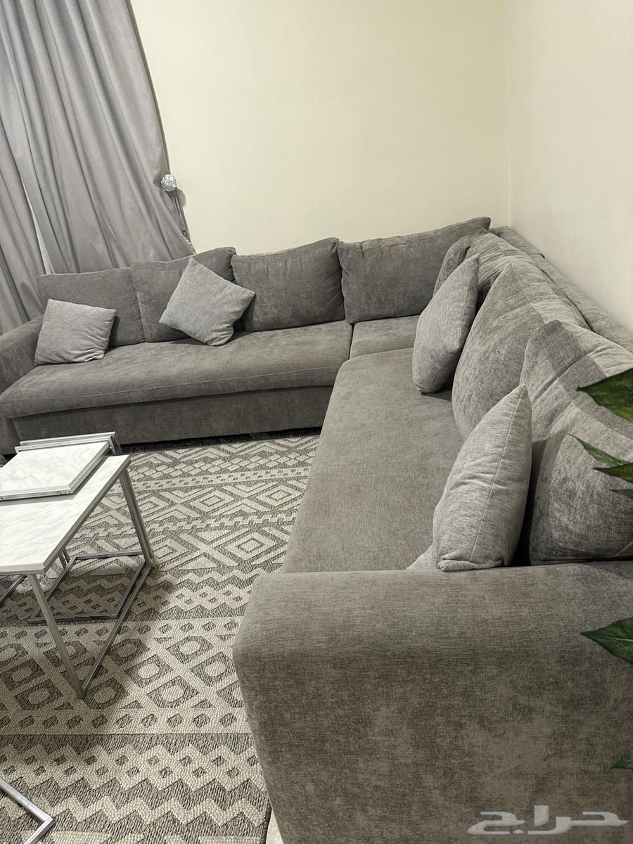 كنب شبه جديد للبيع64606860865922110