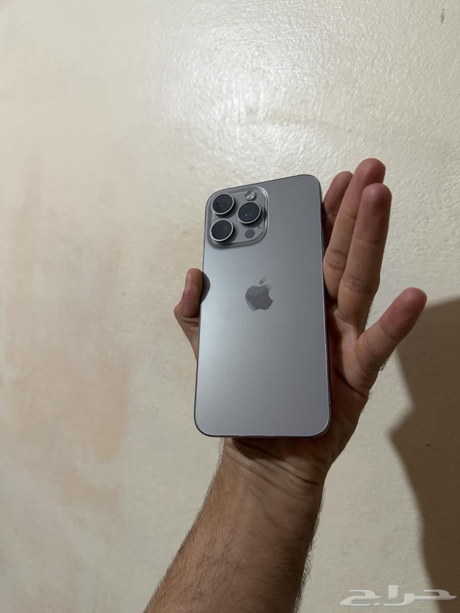 ايفون 15 برو ماكس نضيف64606985377281111