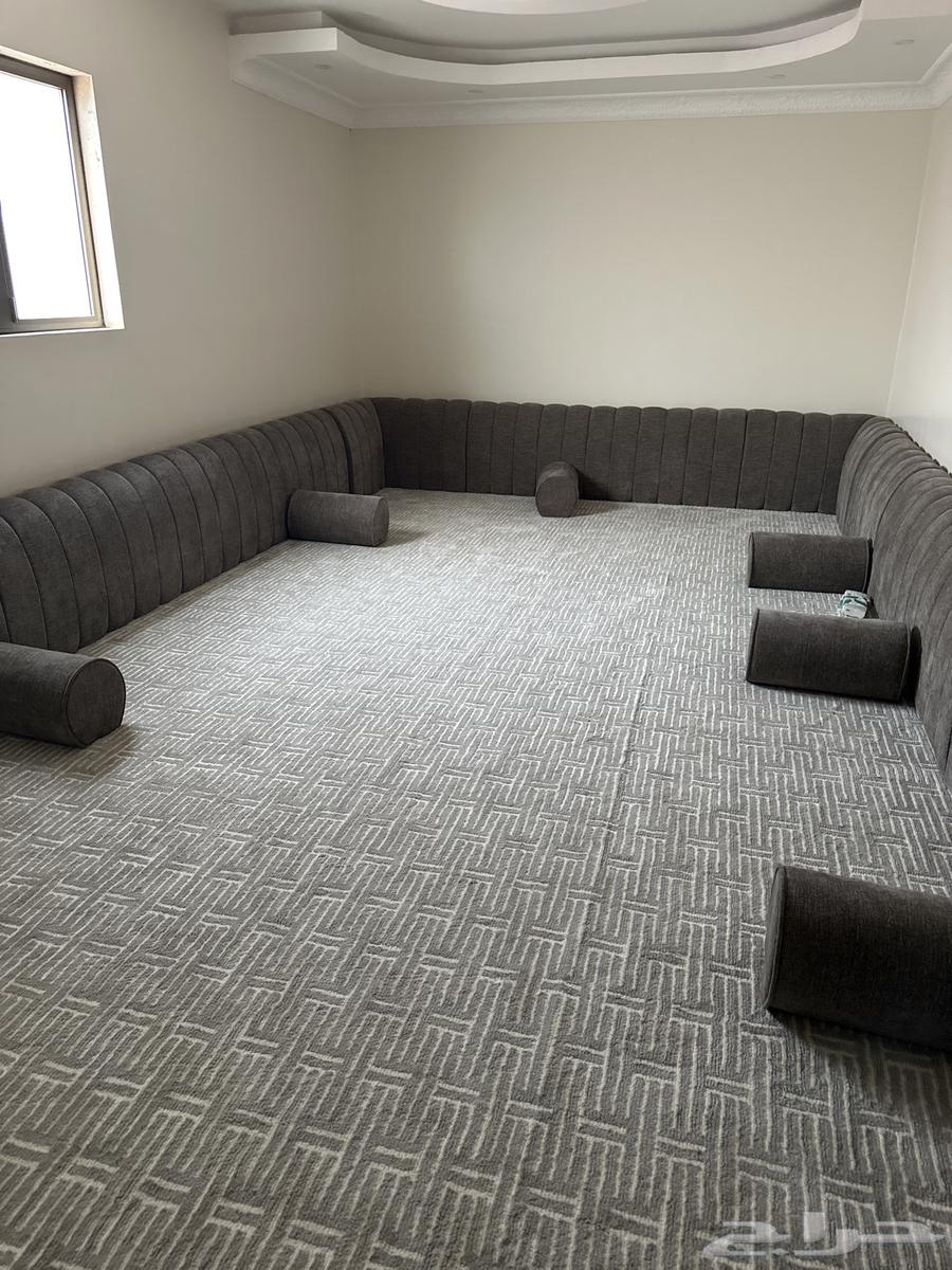 مجلس رجال شبه جديد64610305800706110