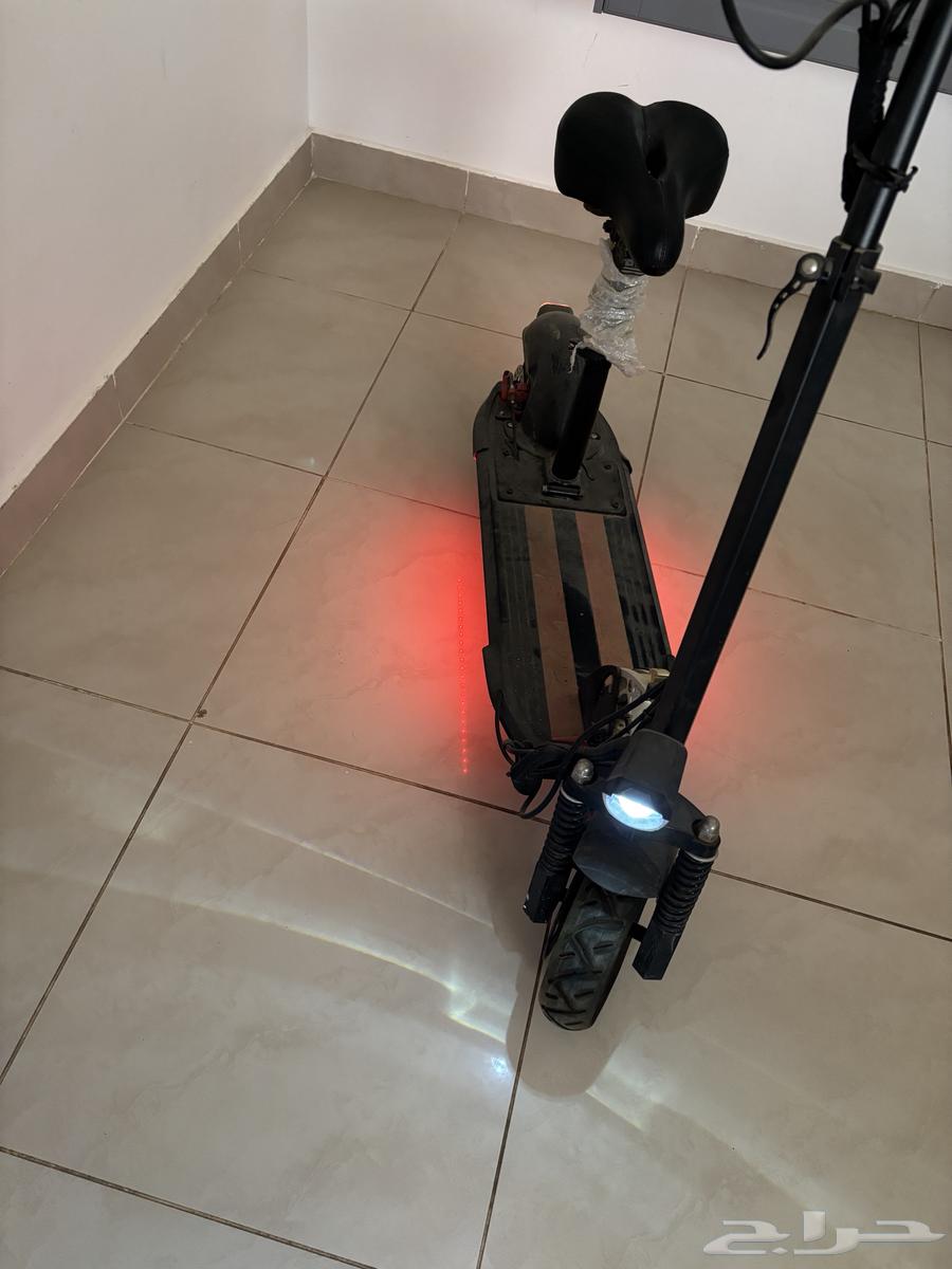 سكوتر كهربائي للبيع64615275747586114