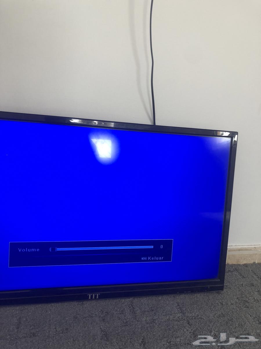 Screen for sale. The screen has no issues at all; everything is brand new. Price: 250, negotiable.64609623554563112