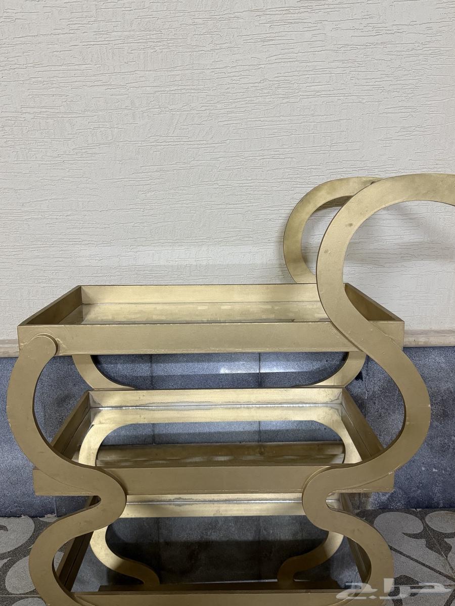 عربيه جديده ب ثلاث ارفف زجاج64608516758658112