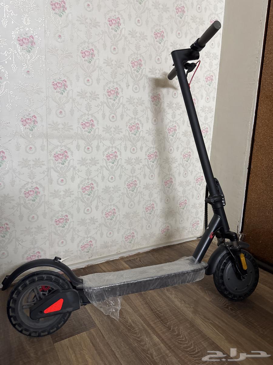 سكوتر كهربائي جديد بقراطيسه فيه ثلاث سرعات64615657990402111