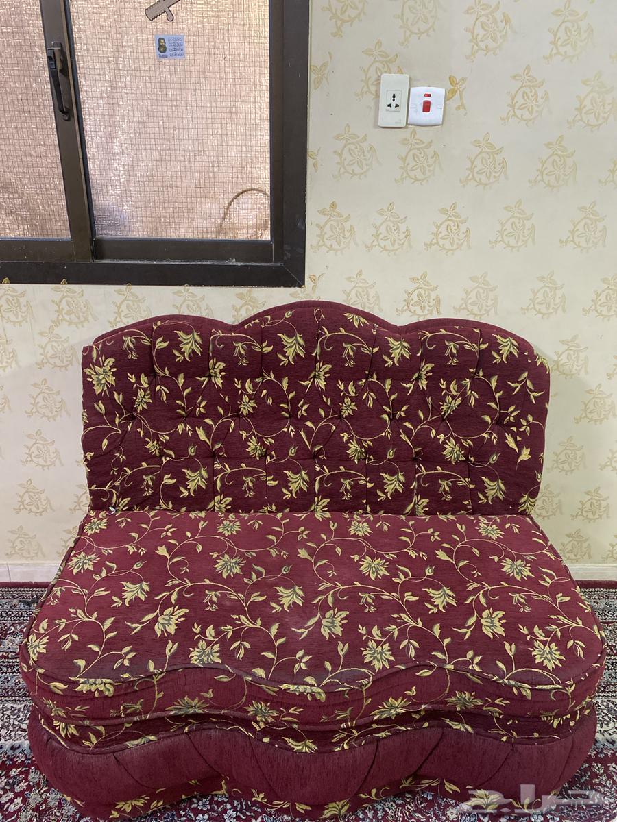 كنب مستعمل للبيع على السوم64609348948995112