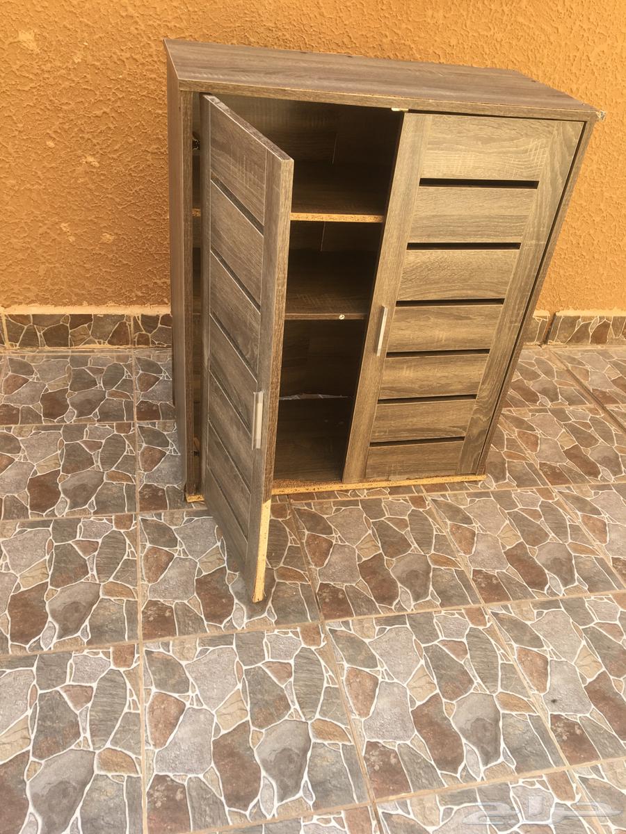 Set of a table and two chairs, single unit for sale64608053548545113