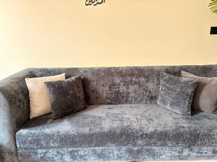 للبيع كنب نظيف64606204409473113