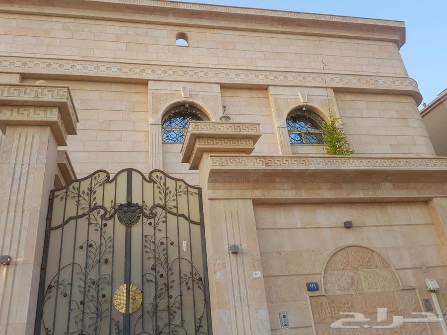 فيلا للبيع مساحة 375 في ابحر الجنوبي64147240653697112