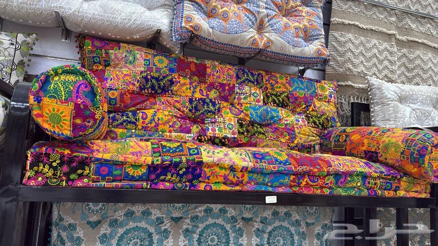 Floor Seating64607607021569113