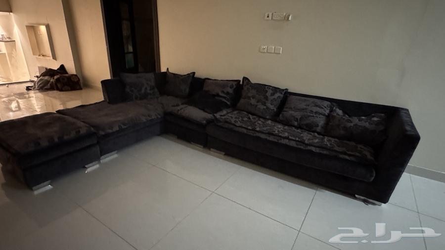 كنب للبيع نظيف لايوجد شقوق ولا اي ملاحظه ان شاء الله64614757415810112