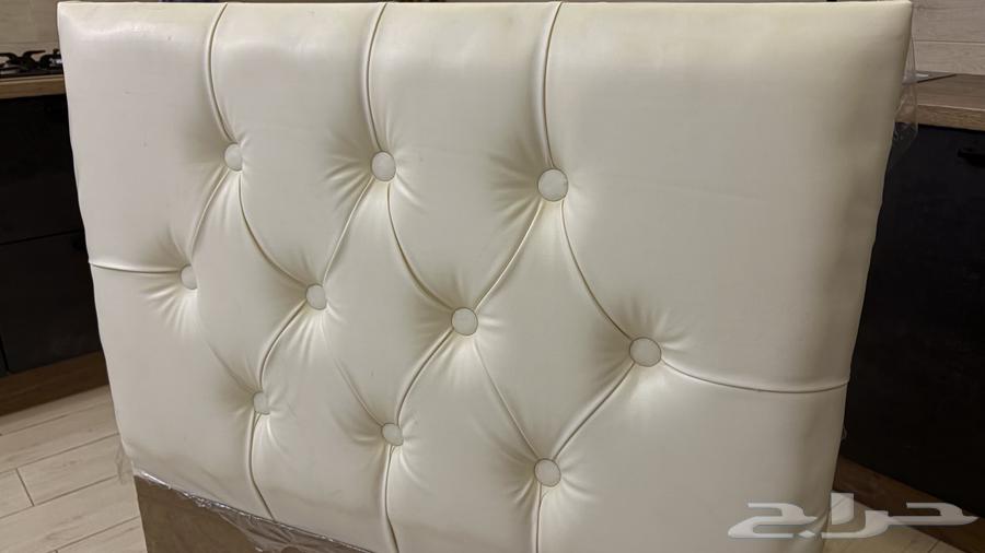 Single Bed – New Brother's Condition64613863548930112