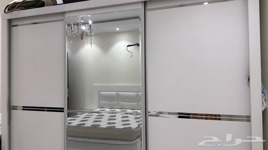 دولاب وسرير مع المرتبة64609485651330110