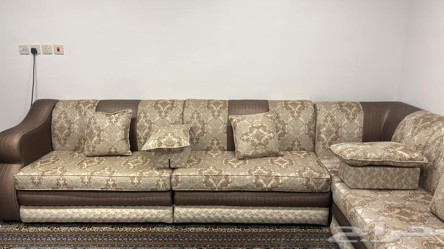 كنب مجلس بحالة ممتازة64611104379265112