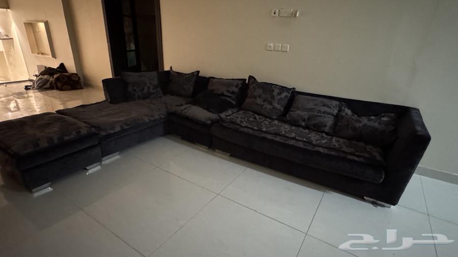 كنب للبيع نظيف لايوجد شقوق ولا اي ملاحظه ان شاء الله64614757415810111