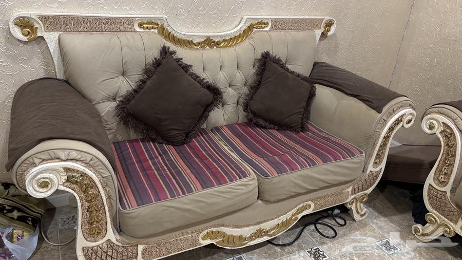 كنب نظيف للبيع المستعجل64613581811075110