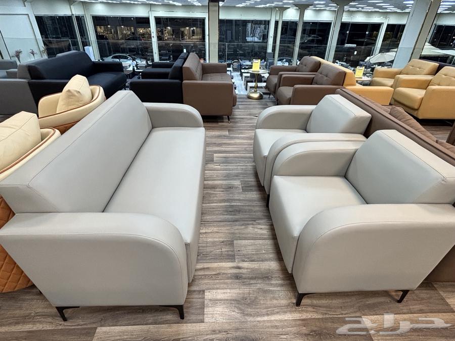 طقم مكتب فاخر مع كنب مكتبي  كرسي مكتبي مجانا64608770992769114