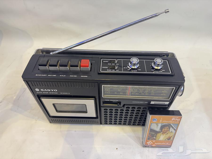 راديو ومسجل سانيو قديم64607582342145111