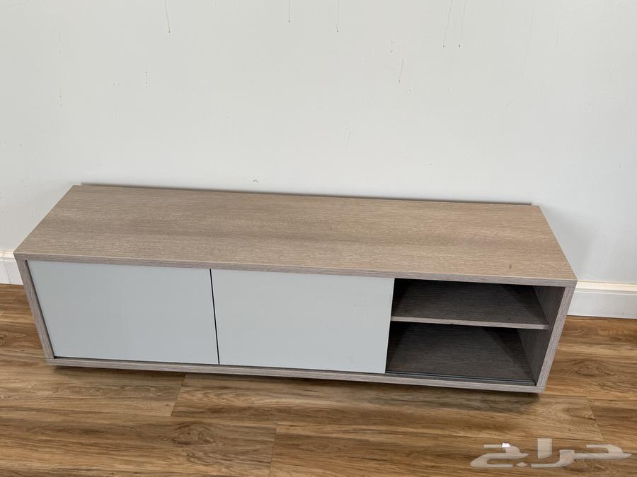 طاولة تلفزيون للبيع64611079581314112