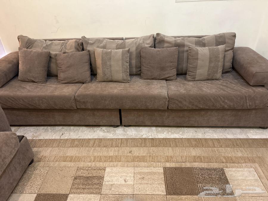 كنب عدد 3 - مقاعد ( 4   2   1 ) مع طاولة خشبية64610979716482112