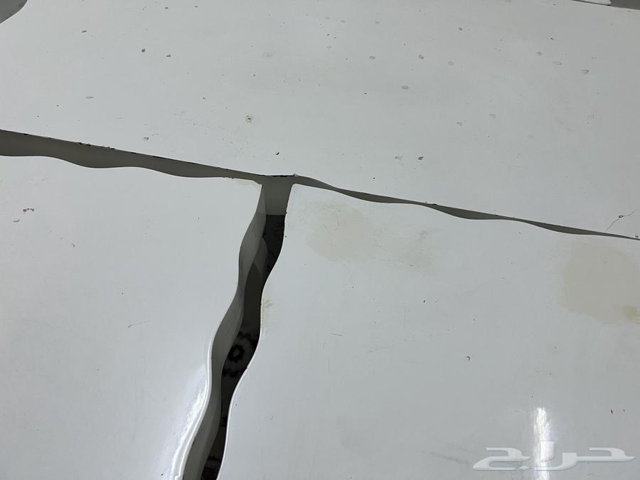 طاولات خدمه مستعمله للبيع64610942279681112