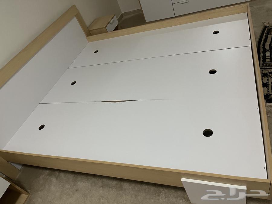 سرير 200 180 استخدام نظيف جدا64611480058883113
