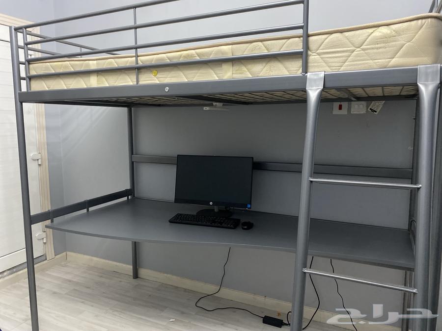 سرير و مكتب من ايكيا ikea bed and desk64609435805827111