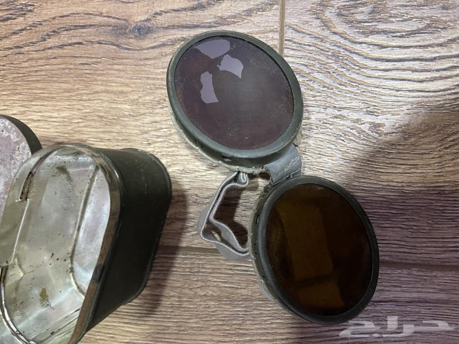 نظارات من الحرب العالميه لحمايه العين قديمه جدا جدا نوادر64608783627138114