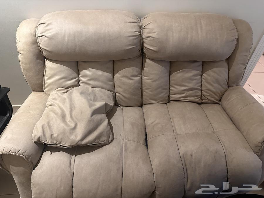 كنب امريكي   طاولة طعام ( للبيع )64611217251842110