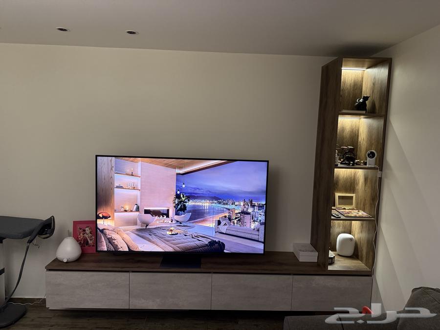 وحدة تلفزيون   طاولة تلفزيون مع اضاءة LED مدمجه64615213677699111