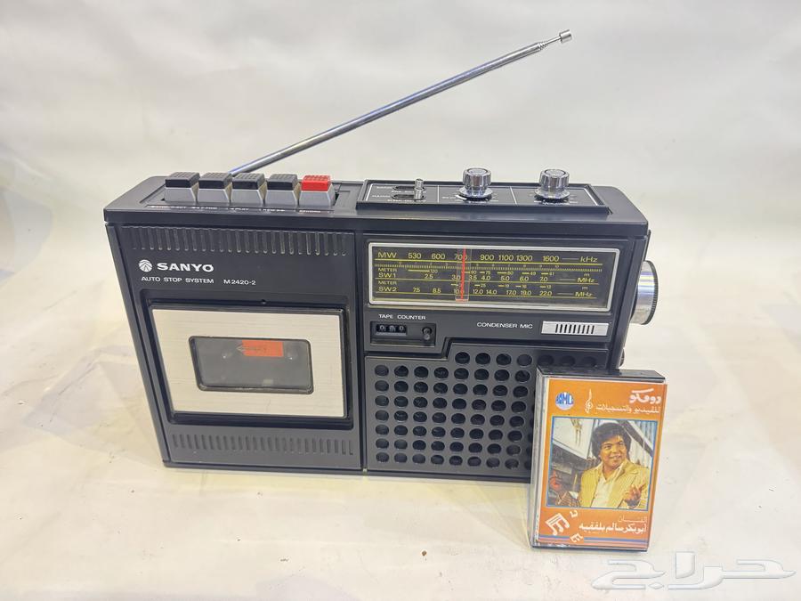 راديو ومسجل سانيو قديم64607582342145110