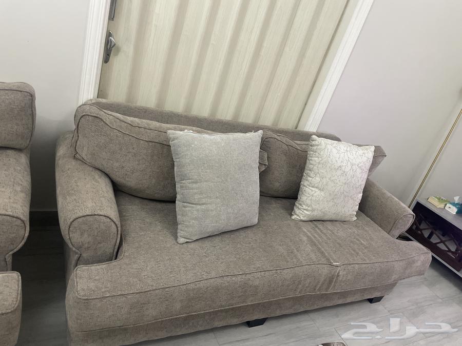 كنب مكون من اربع قطع64615164716931111