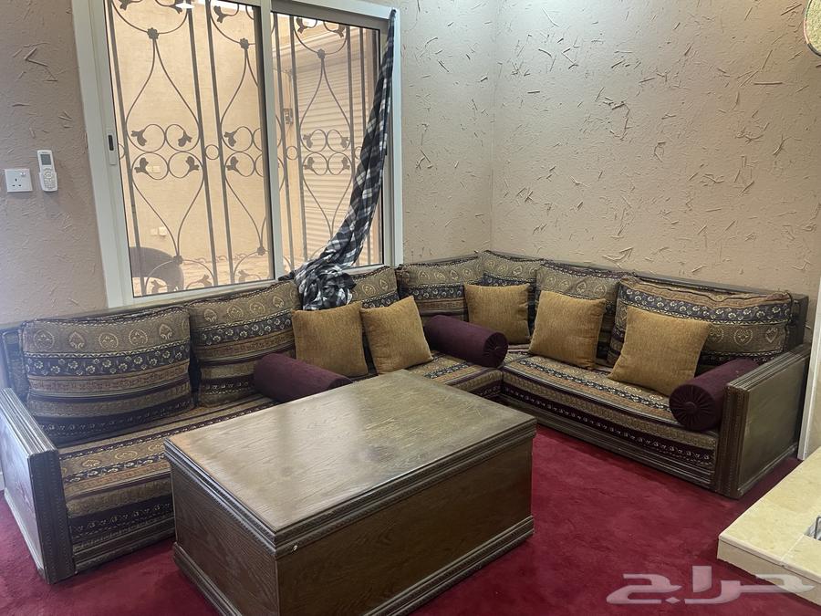 كنب شعبي يناسب ملحق64575726025218110