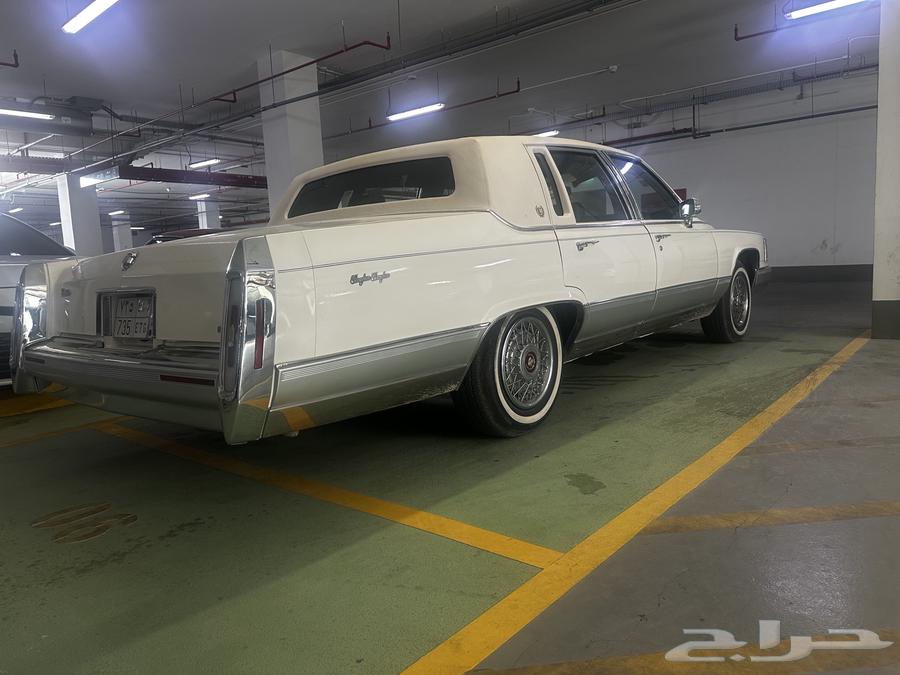 For sale, also available in white color; interior is chocolate-colored; everything is functional and has been inspected and refurbished.64608581067138110