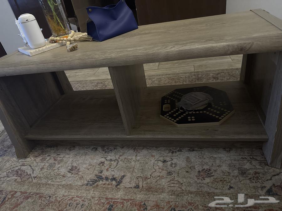 اثاث مكون من طاوله تلفاز   طاولة قهوة   اثنين خدمه64614571781763113