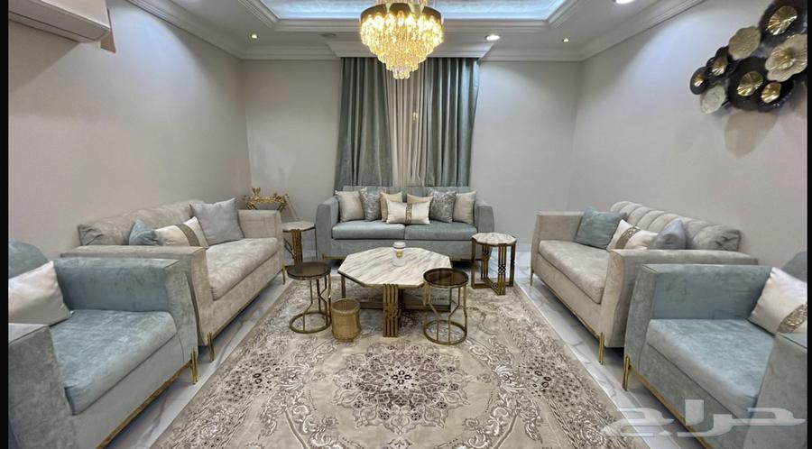 كنب غرفة الضيوف للبيع 10 اشخاص مع السجاد والستارة والطاولات64608873232258111