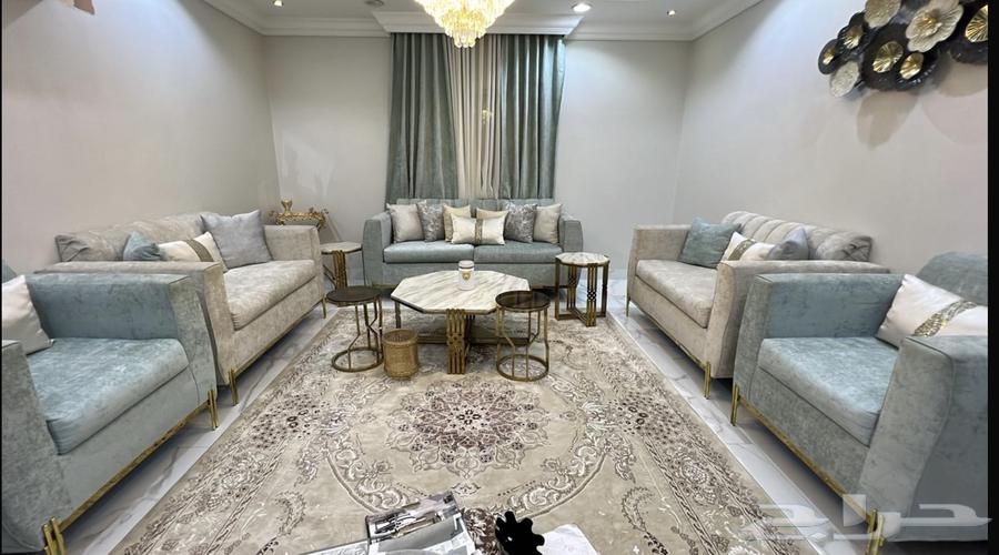 كنب غرفة الضيوف للبيع 10 اشخاص مع السجاد والستارة والطاولات64608873232258110