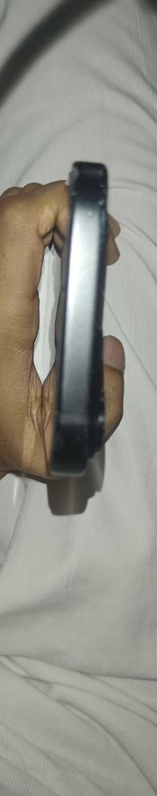 آيفون 15 العادي 128 قيقا64613190557569114