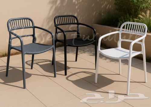 Café and Restaurant Chairs and Various Tables64607532970114114