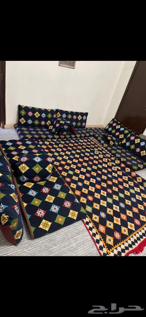 I have a carpet for sale, price 50064611355402113110