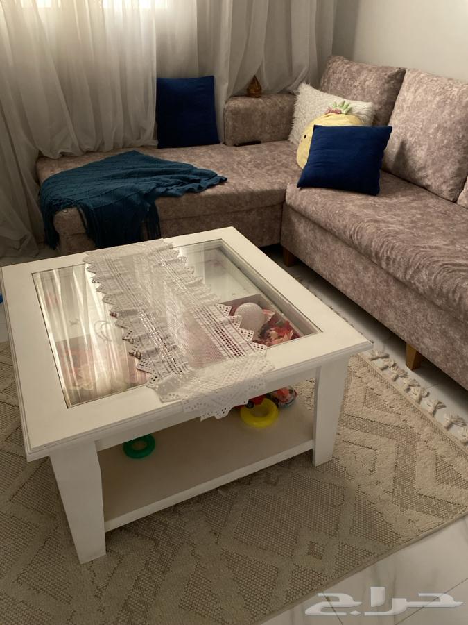 طاولة ايكيا وسجاده64608682280577114