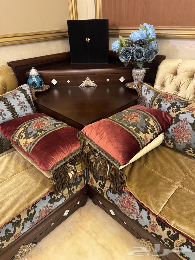 مجلس مغربي شبه جديد وملحقاته وتلفزيون64609175741313113