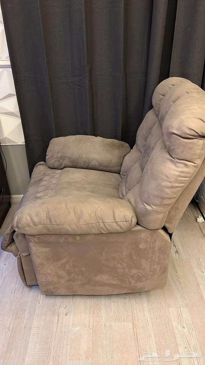 كرسي مستعمل للبيع64615485308547111