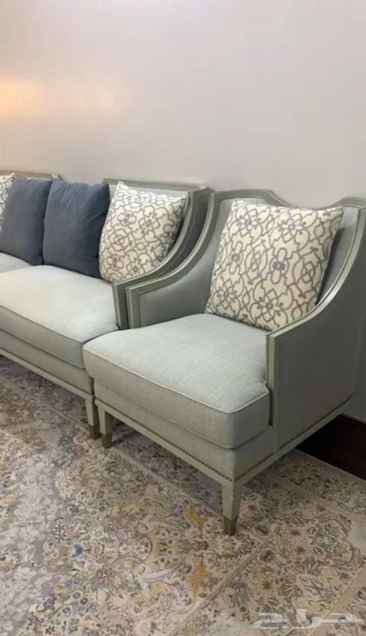 طاولات للبيع64611255035139111