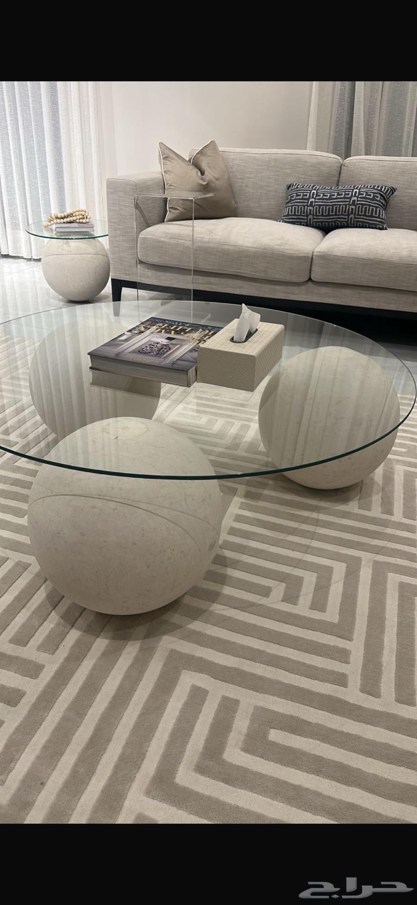 Luxury Serving Table – Very Limited Usage64611255026945110