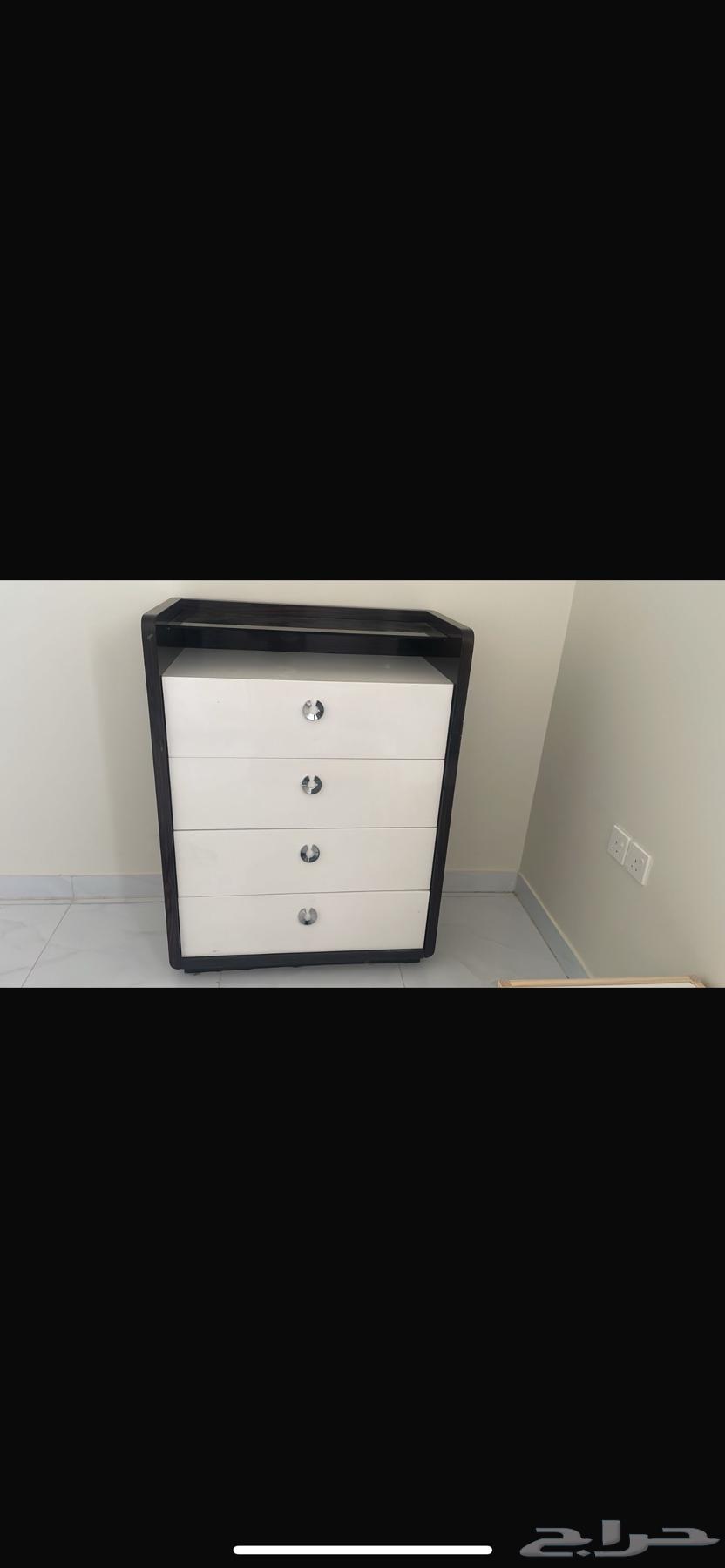 غرفة نوم من هوم سنتر استعمال سنة تقريبا  فقط64608631613698113