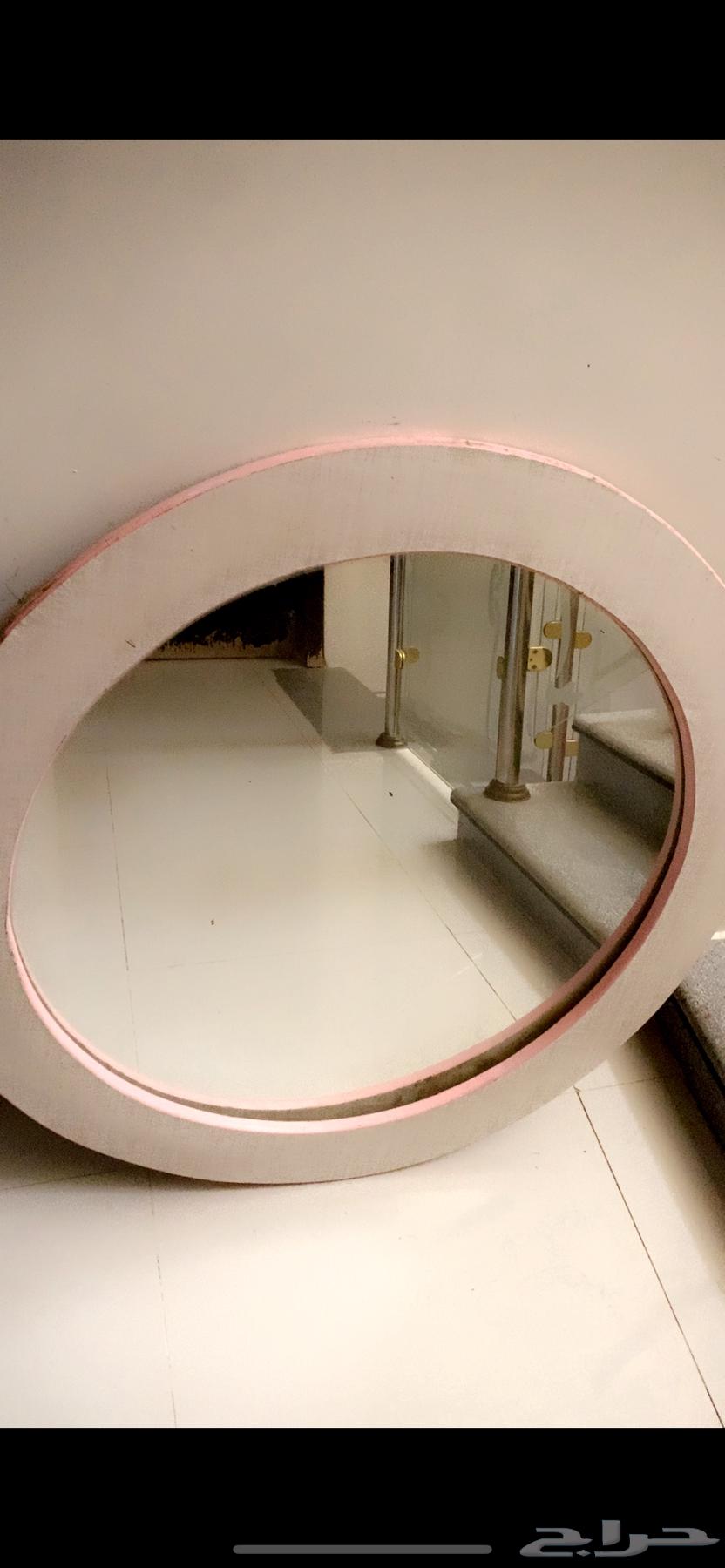 مراية تسريحه دائريه تقريبا 80 ف80 للبيع ب 50ريال64612054040962111