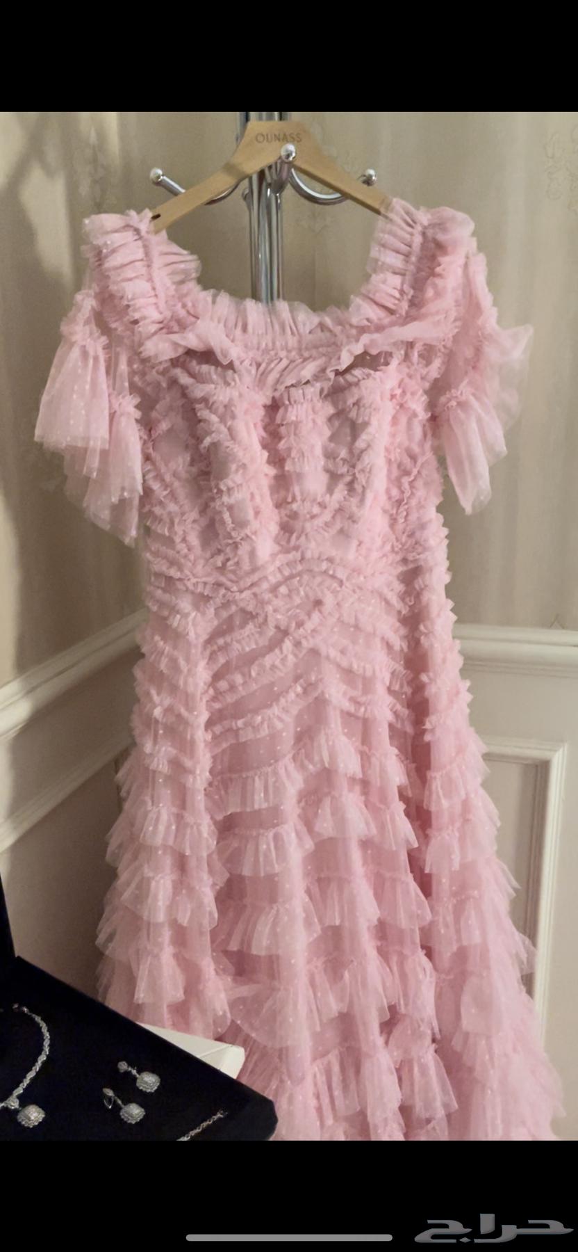 فستان ماركة نيدل اند ثريد جديد لبسه وحدة مافي عيوب64614546999809111