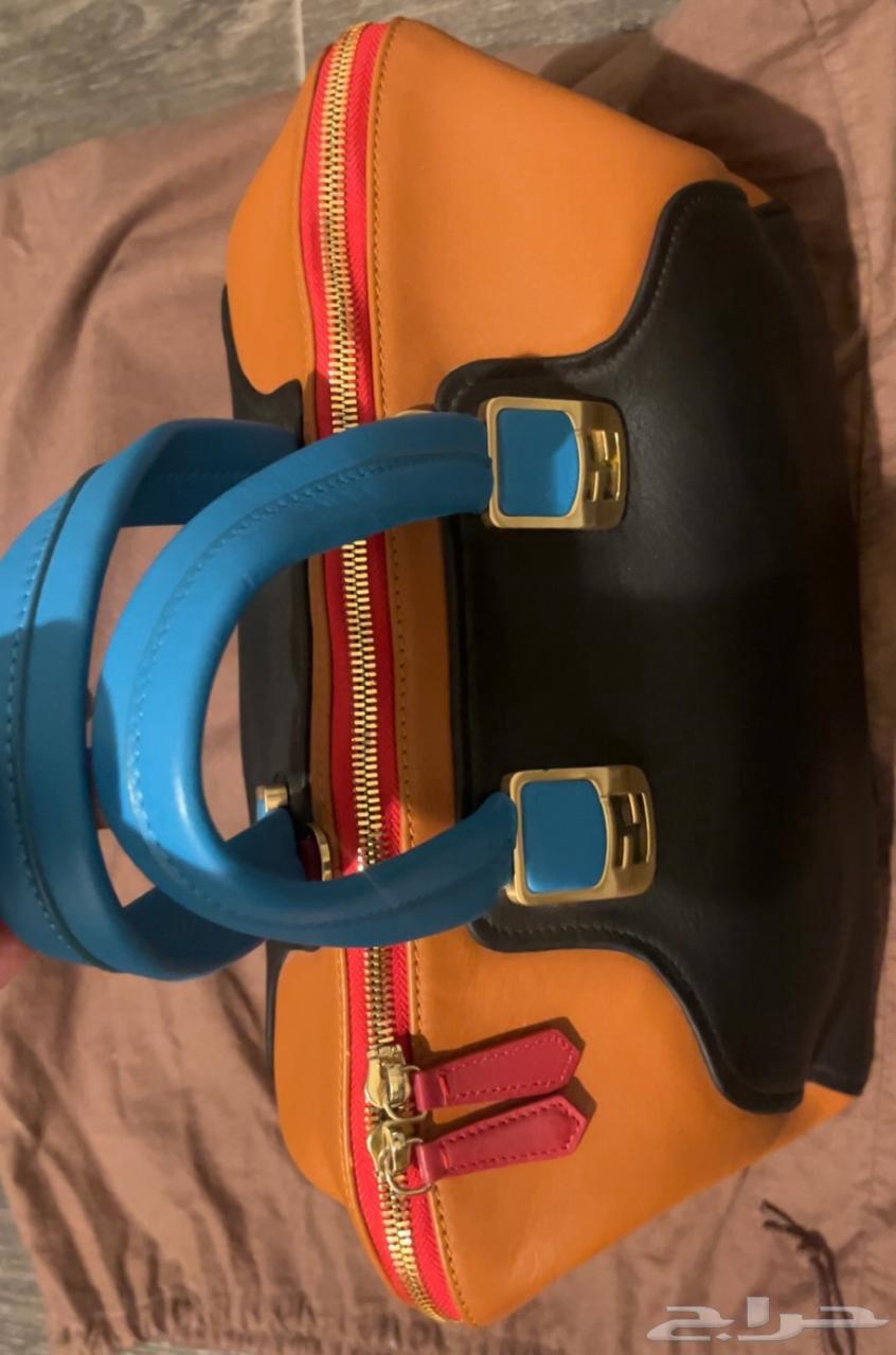 شنطه نسائية للبيع64606461029123110