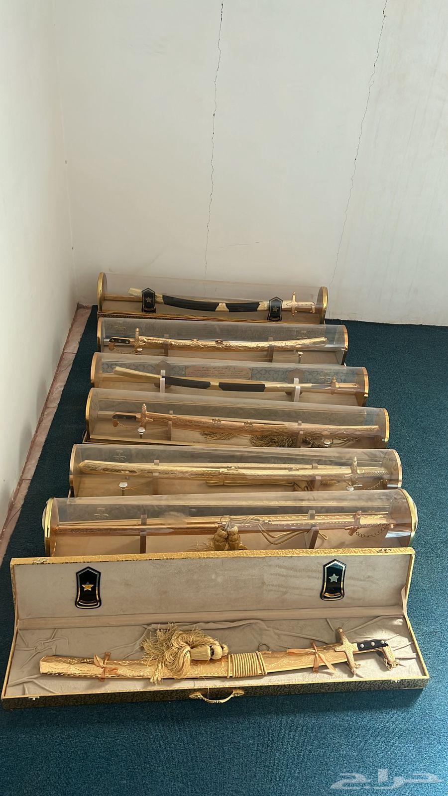 هدايا بشوت سيوف64610555232514114