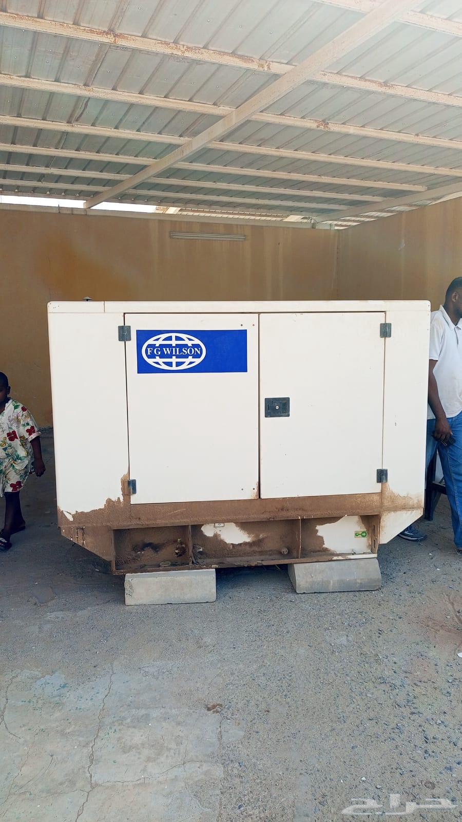 مولد كهرباء - جنريتر شبه جديد للبيع64610942241154112