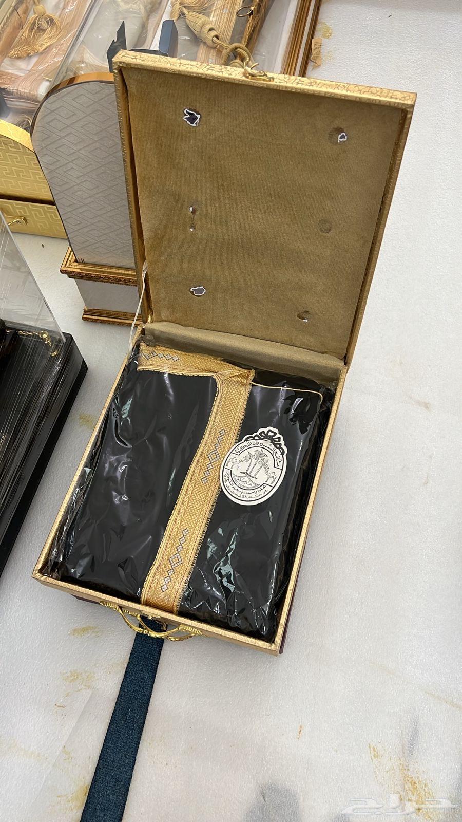 هدايا بشوت سيوف64610555232514112